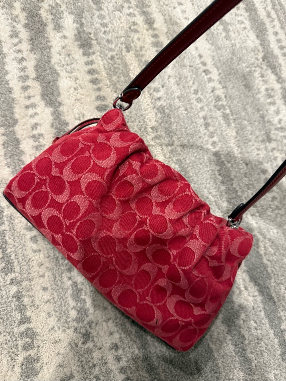 Coach Crimson Signature Shoulder Bag - Picture 3 of 4